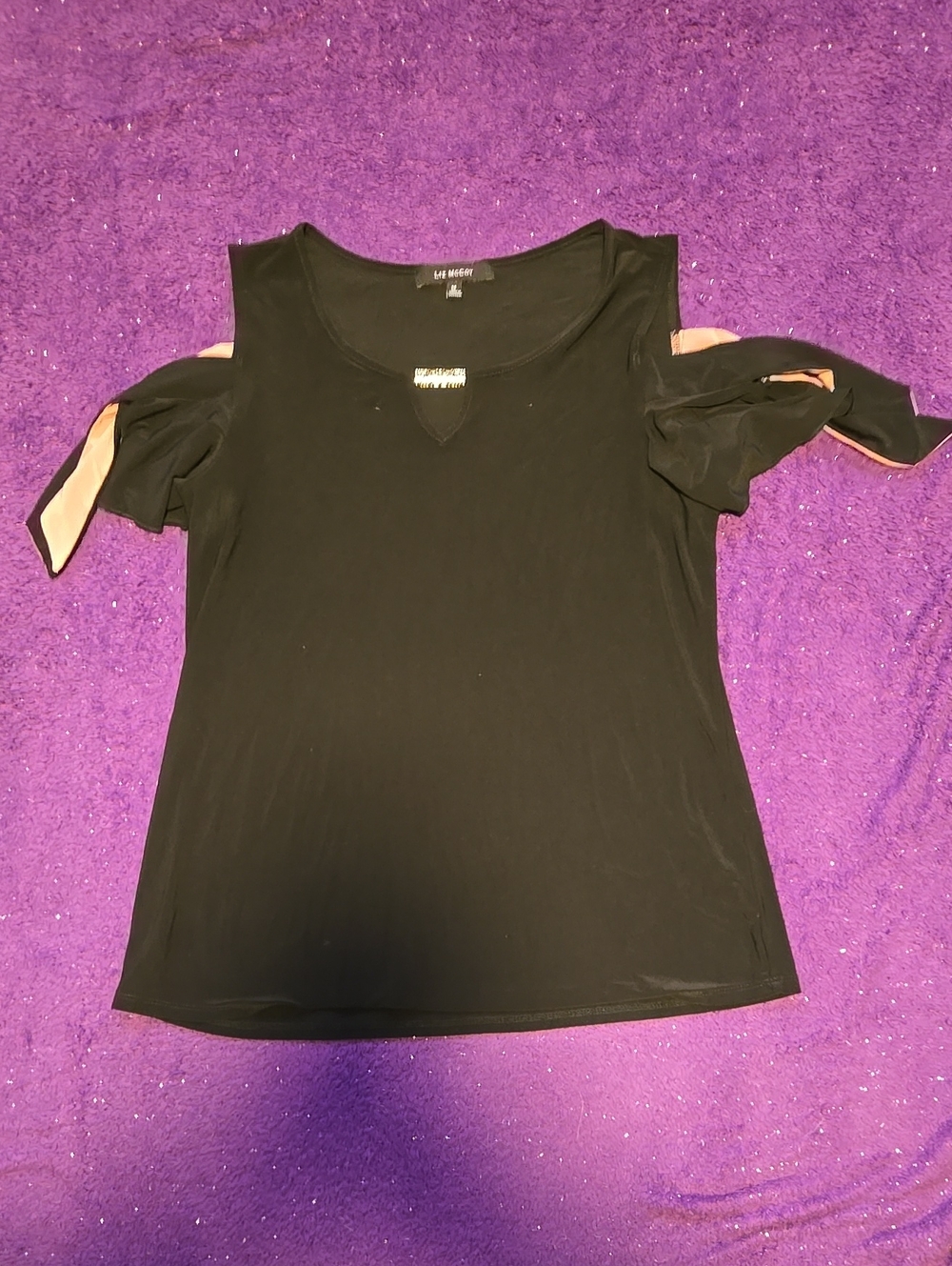 La Masion Black Cold-Shoulder Tie-Sleeve Tee